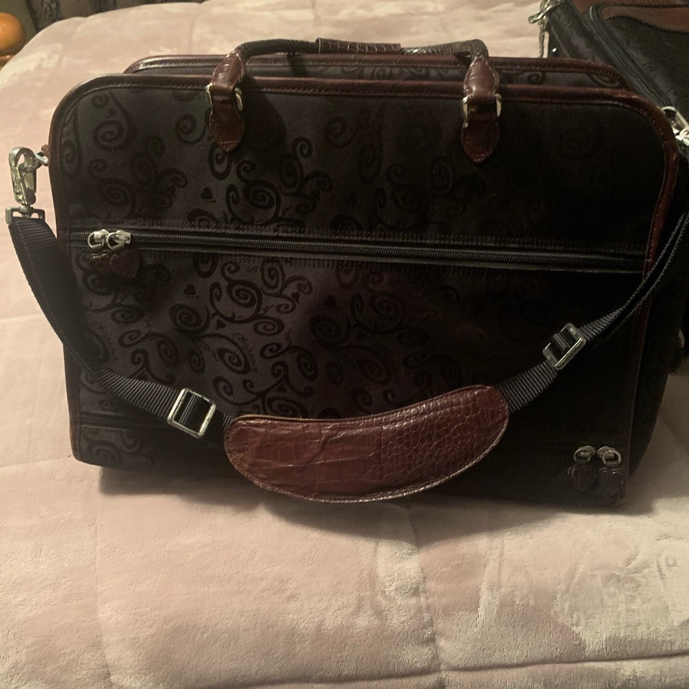 2pc Brighton Rolling 22” Luggage & Carry-on - Picture 7 of 8